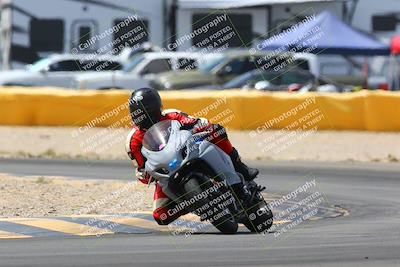 media/Apr-10-2022-SoCal Trackdays (Sun) [[f104b12566]]/Turn 2 (1135am)/